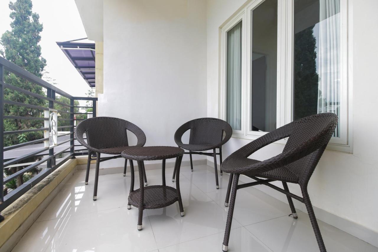 Reddoorz Plus At Panorama Villas Batu Бату Екстер'єр фото
